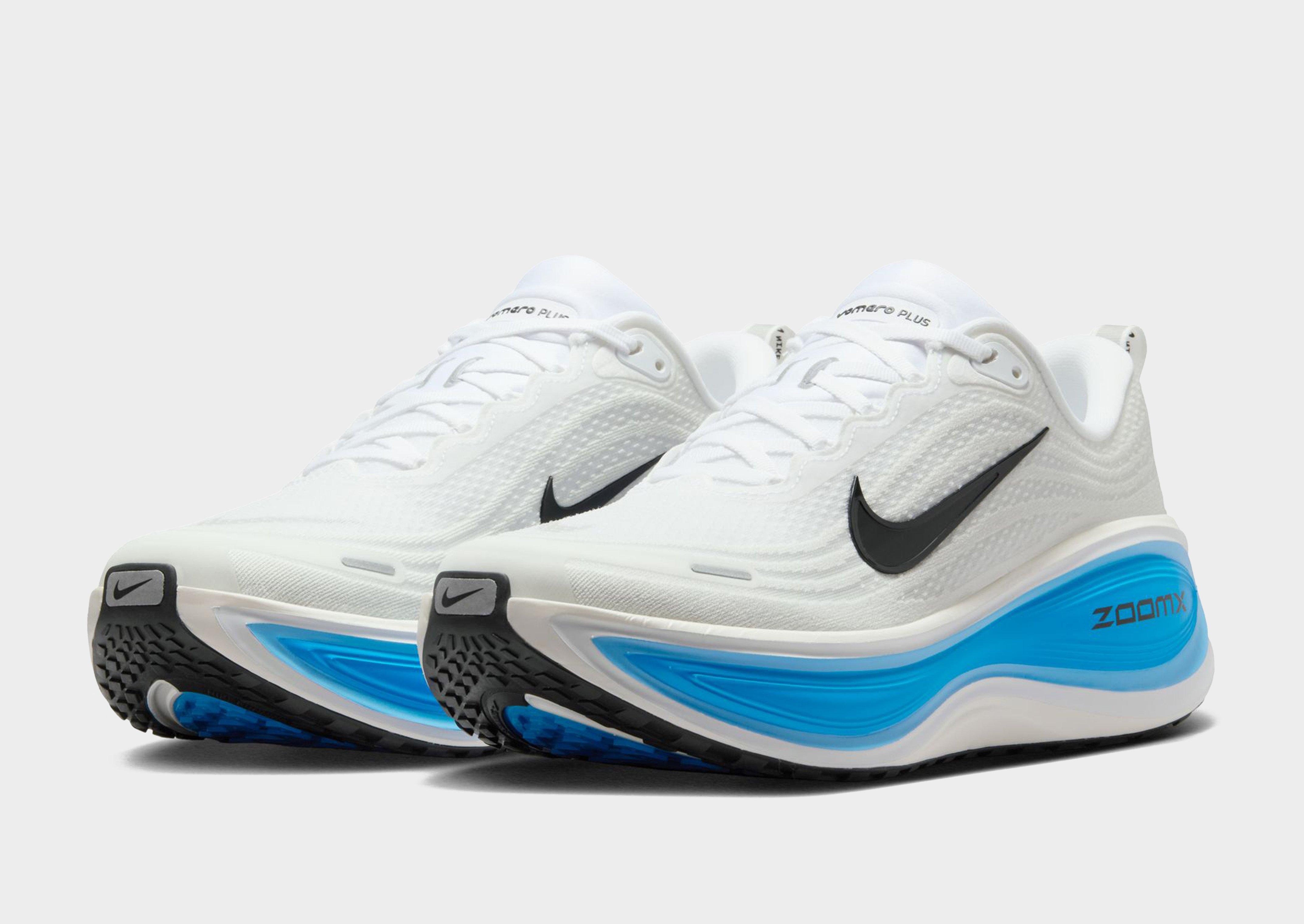 NIKE VOMERO PLUS 25.5cm NIKE VOMERO PLUS SPECKLE