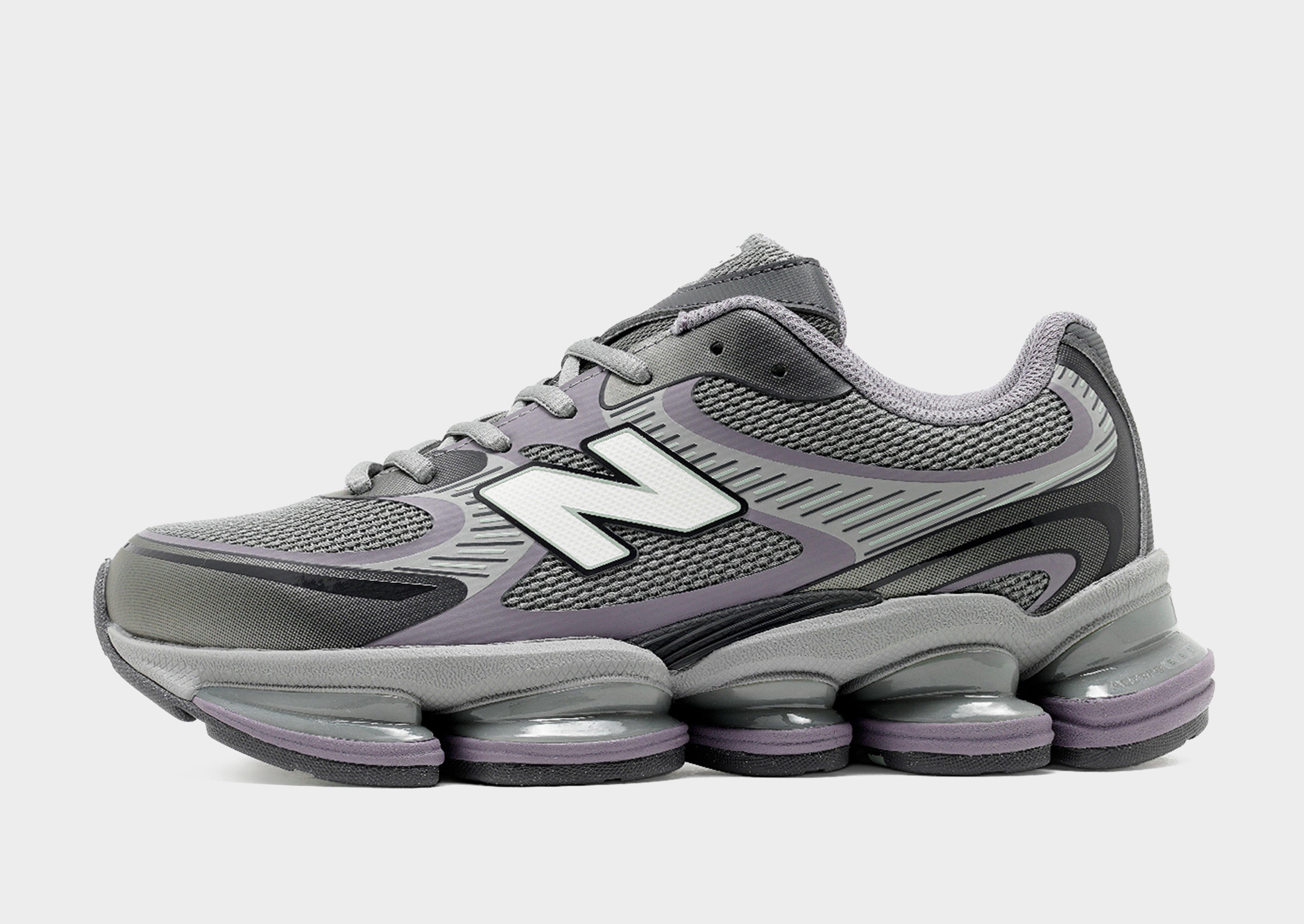 New Balance 2000